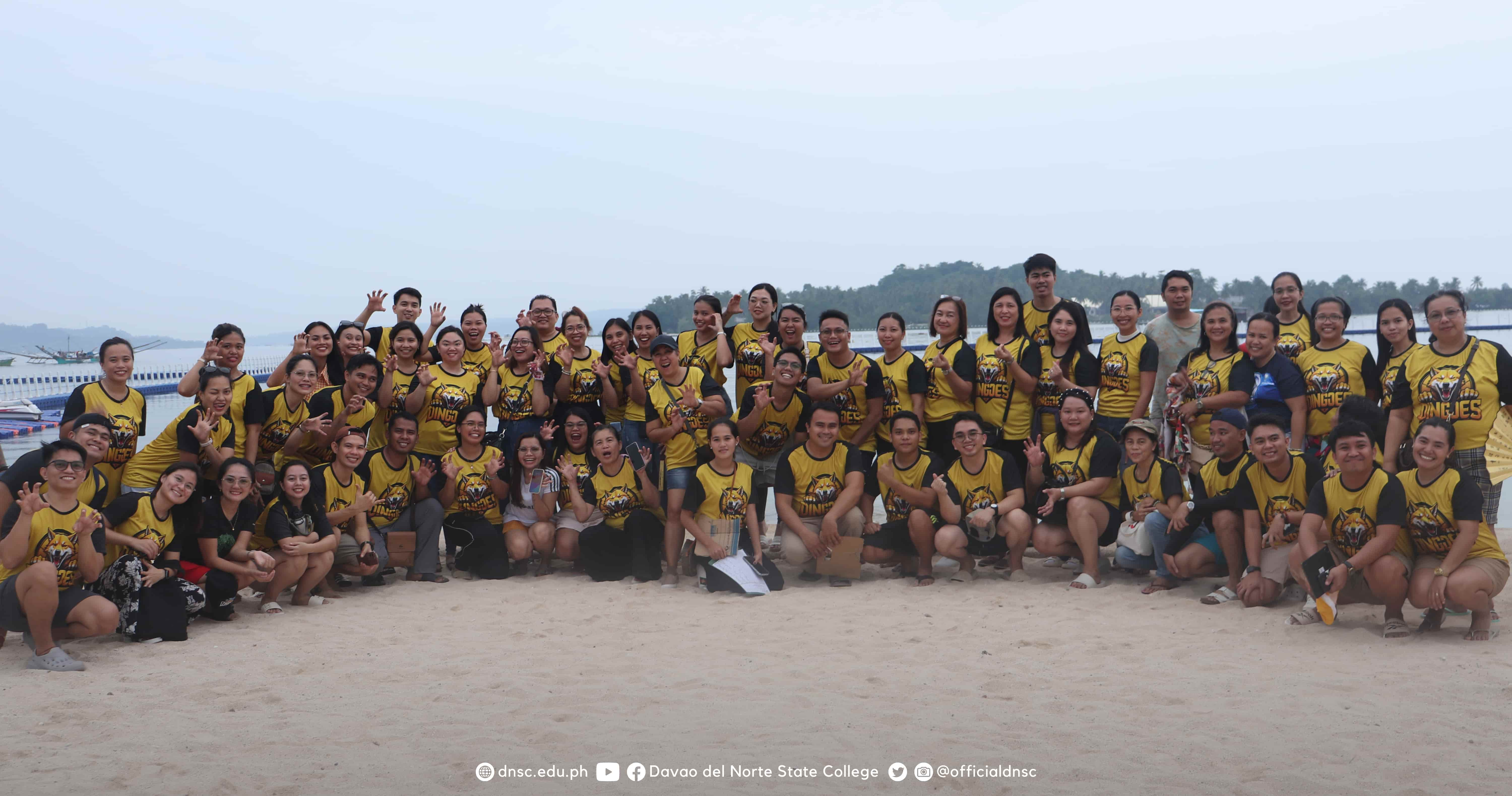 Team Dingoes group photo. Captured by Randy Magayon, DNSC PIO.